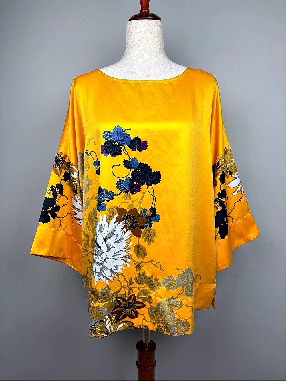 Soft Surroundings Tahitian Tunic Womens L Yellow Floral Satin Kimono Sleeve Top